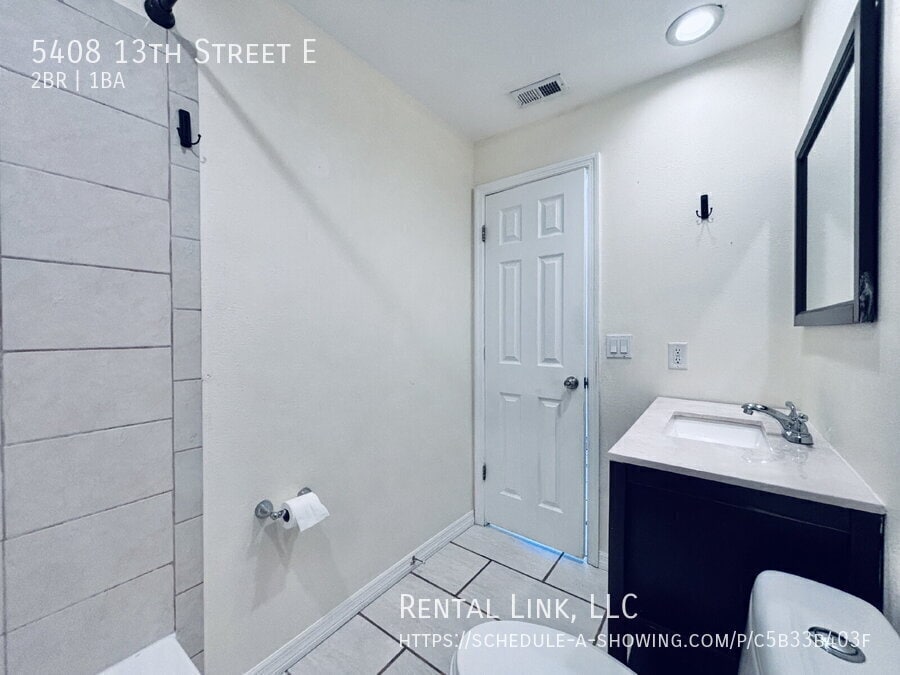 Building Photo - 5408 13th St E