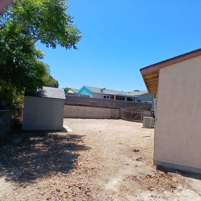 Building Photo - Spring Valley View Home