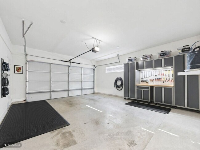 Building Photo - Modern East Austin Living | Stylish Studio,  Home Minutes from Downtown & Austin-Bergstrom Airport
