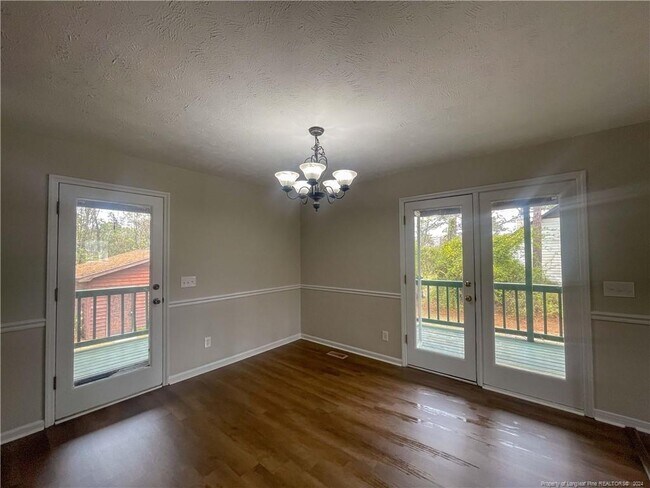 Building Photo - 792 Whispering Pines Rd