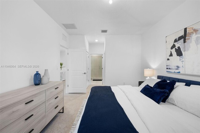 Building Photo - 131 SW 171st Terrace