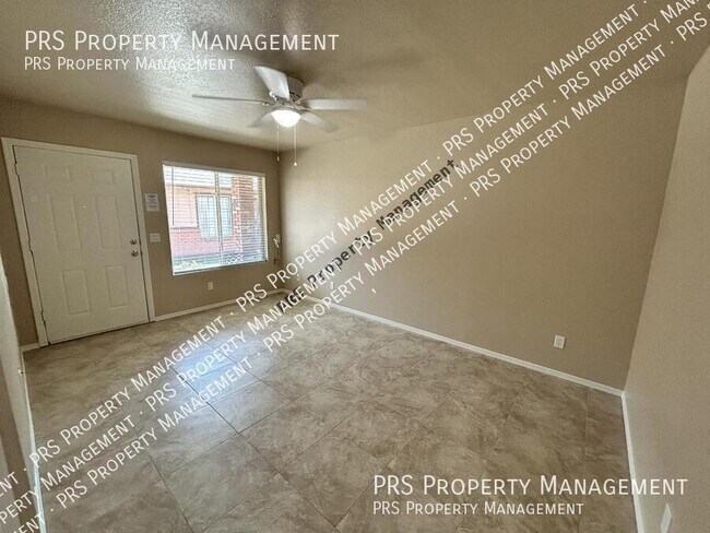 Building Photo - 551 S Lesueur-Unit 2