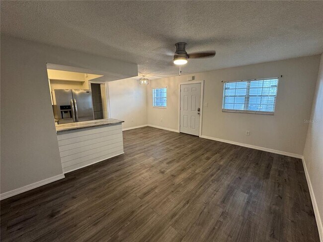 Building Photo - 4503 3rd St Cir W