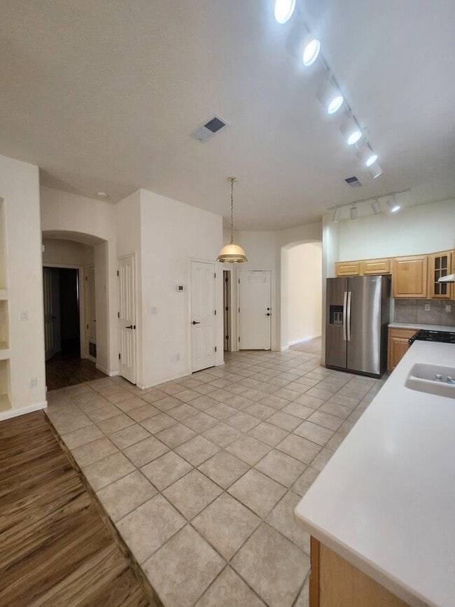 Building Photo - 6323 Goldfield Pl NE