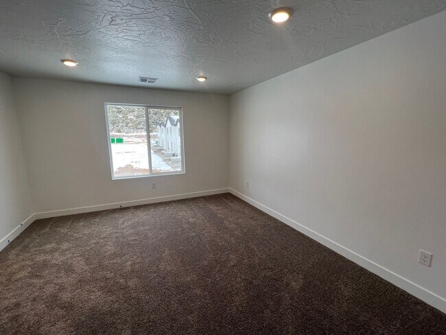 Building Photo - May Drive at Old Sorrel Ranch