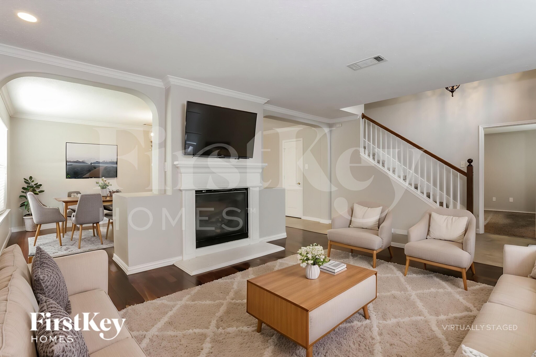 Building Photo - 621 Stellaway Dr