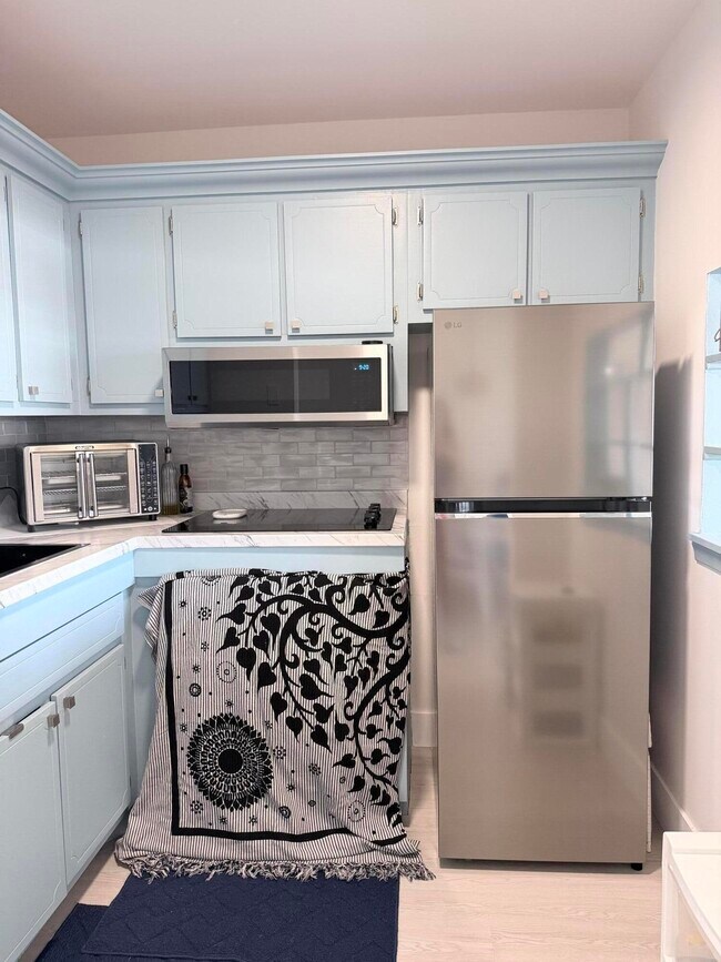 Building Photo - 3322 Cynthia Ln