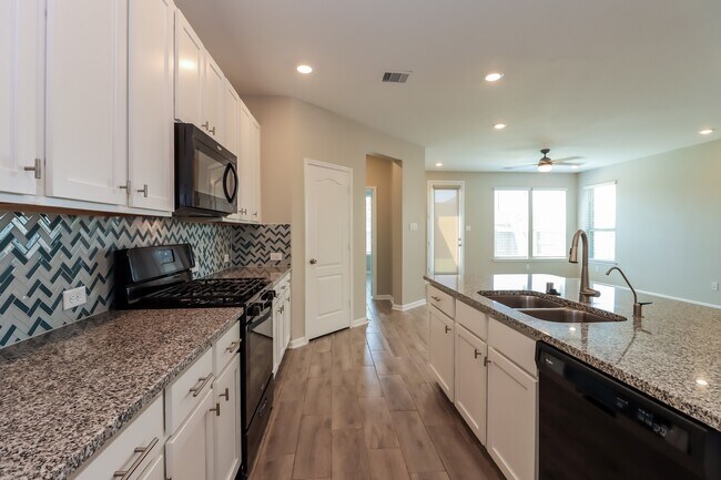 Building Photo - 22235 Davenport Downs Ln