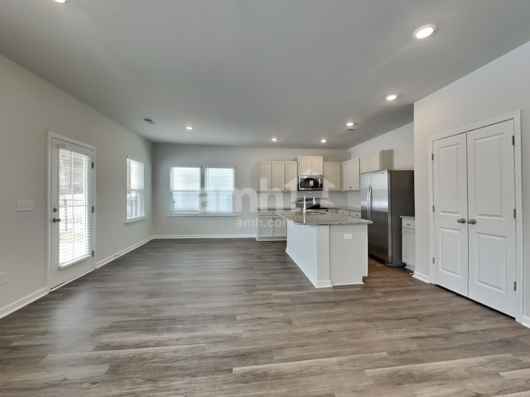 Building Photo - 3980 Zepelin Wy