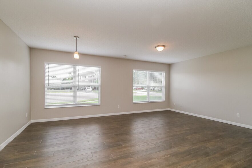 Building Photo - 114 Bristol Forest Trail