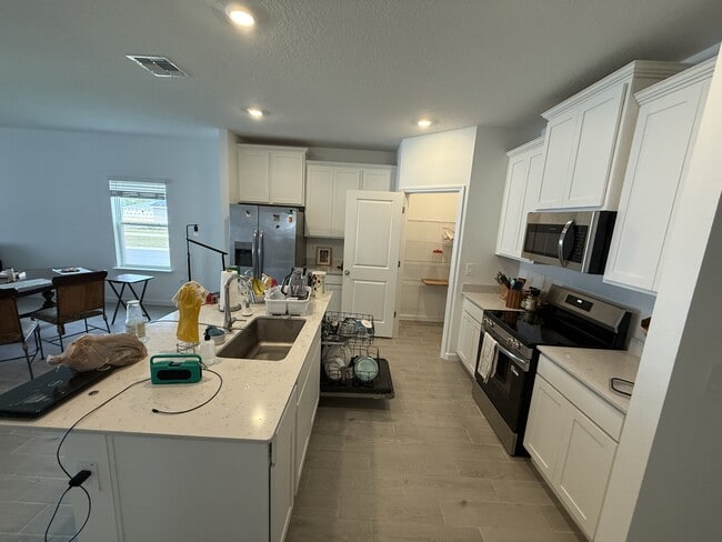 Building Photo - 12582 NW 138th Dr