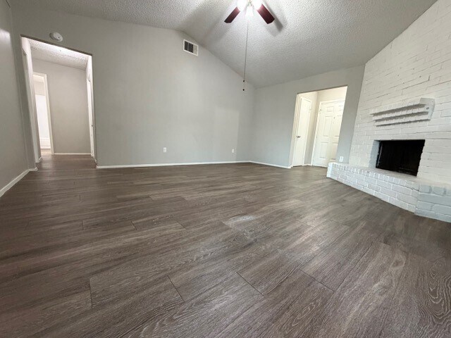 Building Photo - 12719 Panay Dr