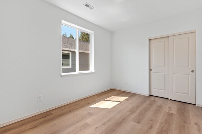 Building Photo - New construction rancher home!