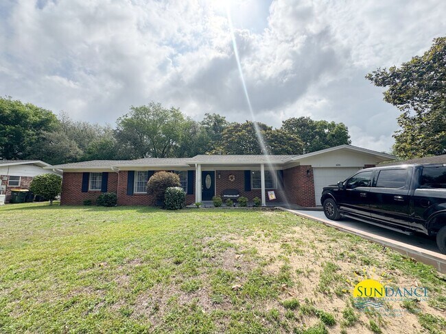 Primary Photo - Updated 3-Bedroom Home in Fort Walton Beach!