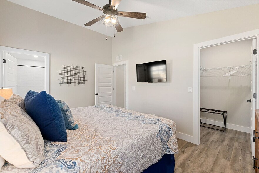 Building Photo - 1000 Josiah St