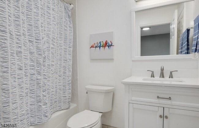 Building Photo - 100 Glenridge Ave