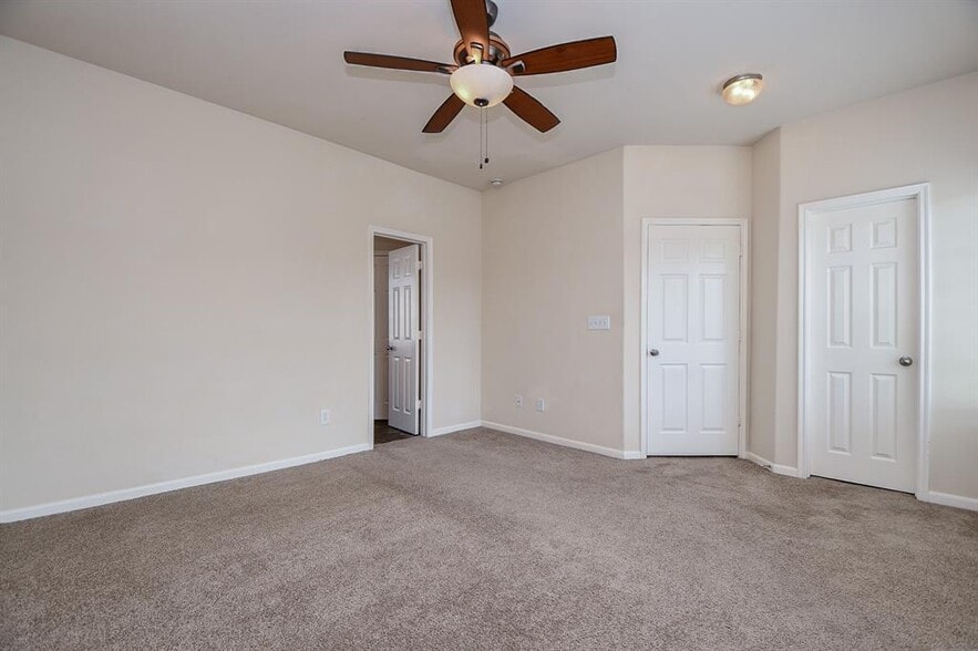 Building Photo - 4314 Koehler St