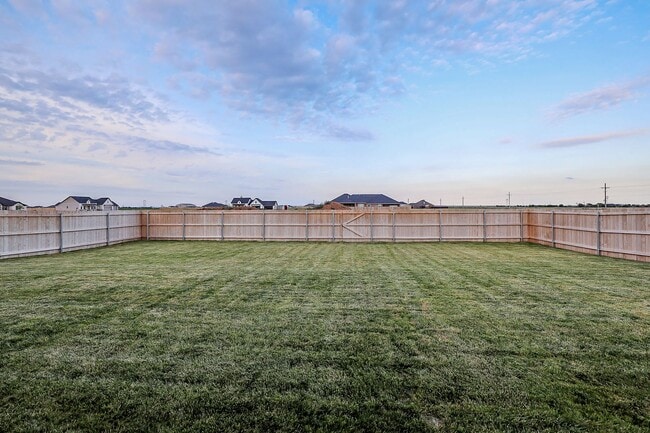 Building Photo - 3251 Tulsa Dr