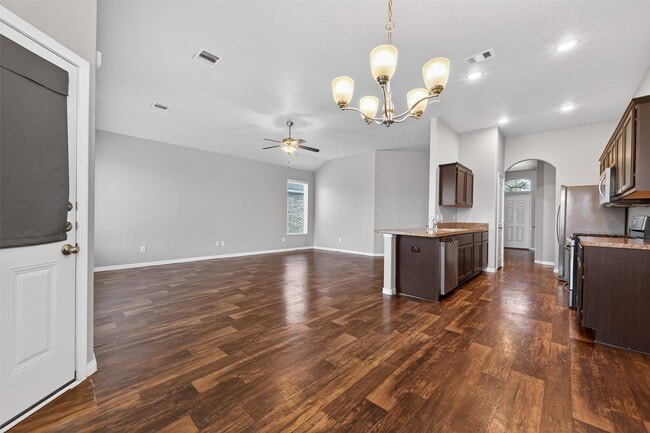 Building Photo - 5234 Jasmine Valley Ct