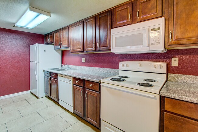 Building Photo - 5273 Indian River Dr