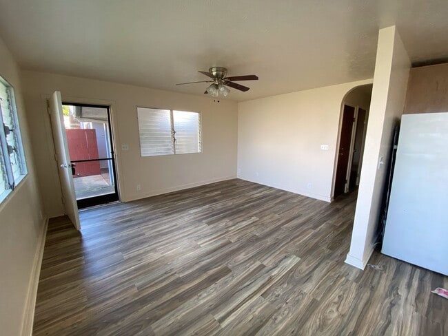 Building Photo - For Rent - [Pacific Palisades] 2345B Anini...