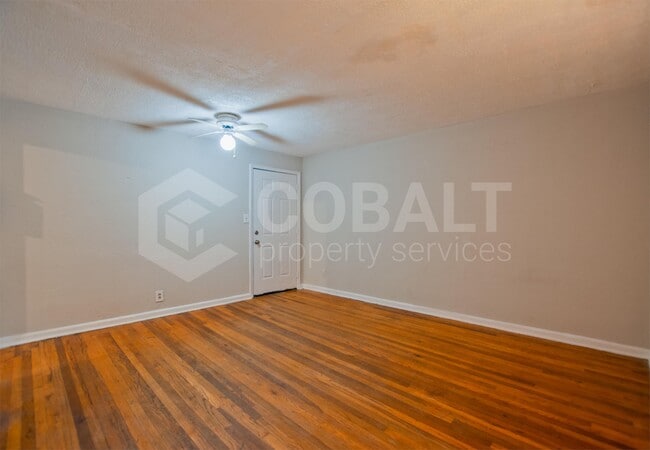 Building Photo - 1338 McLendon Ave NE