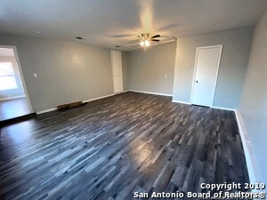 Building Photo - 15013 Winter View Dr