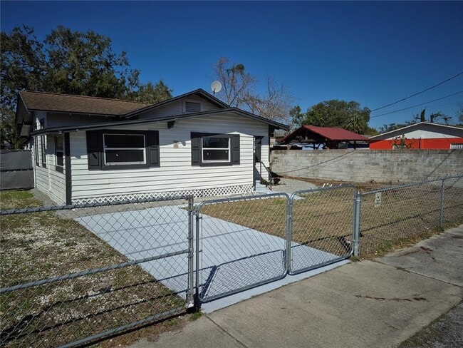 Building Photo - 3104 E Ellicott St