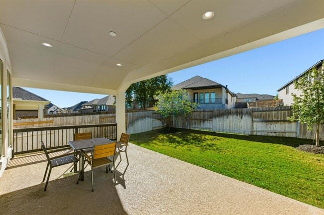 Building Photo - 111 Carolina Jasmine Dr