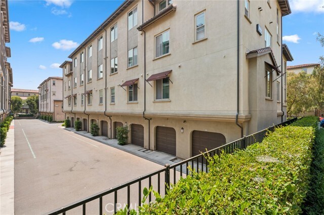 Building Photo - 106 Neptune