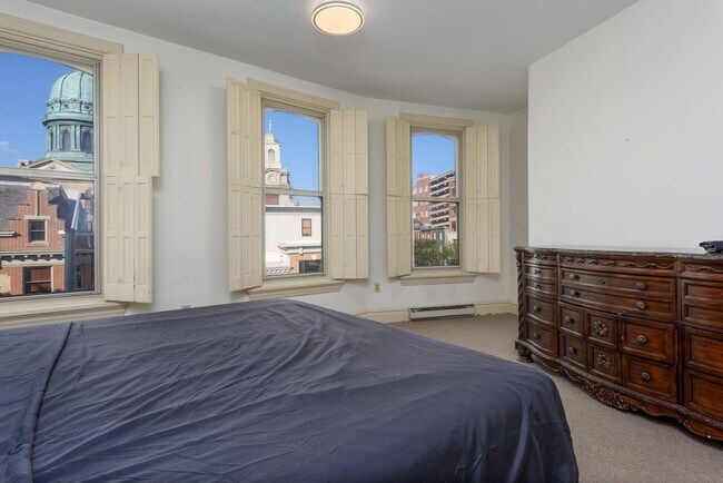 Building Photo - 132 State St