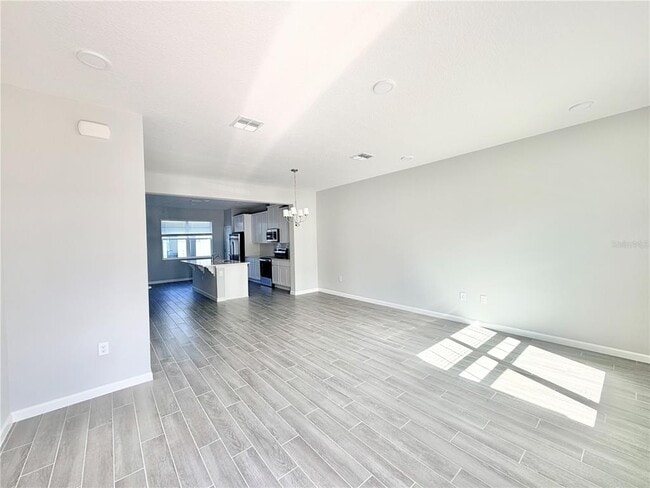 Building Photo - 15481 Bay Brg St