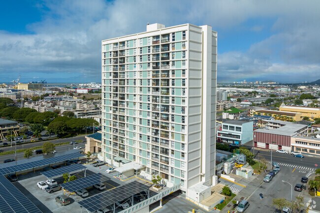 Primary Photo - Liliha Square