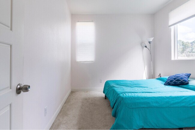 Building Photo - 12746 N Watt Ln