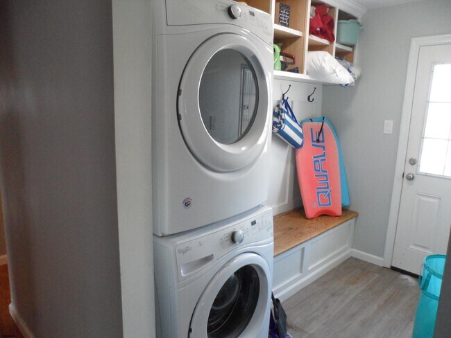 Building Photo - 218 N Haverford Ave