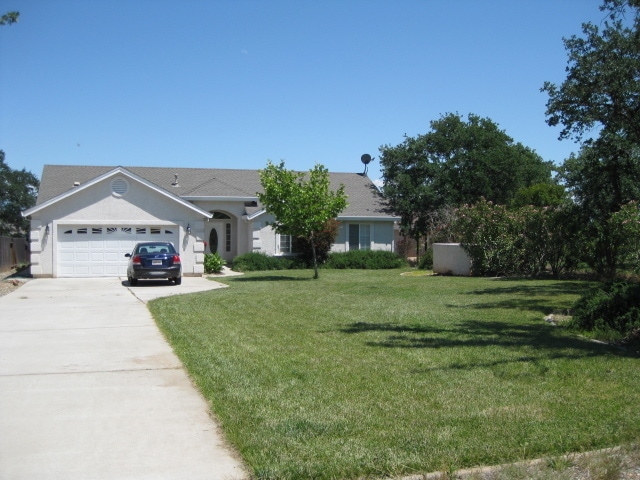 Primary Photo - 3 Bedroom Home in Beautiful Lake California!