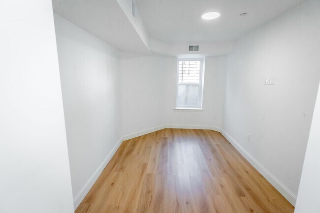 Building Photo - 3607 13th St NW