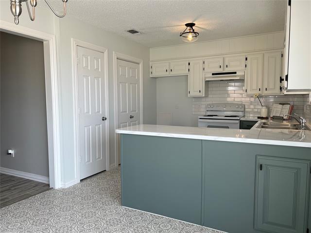 Building Photo - 202 S Sendero Dr