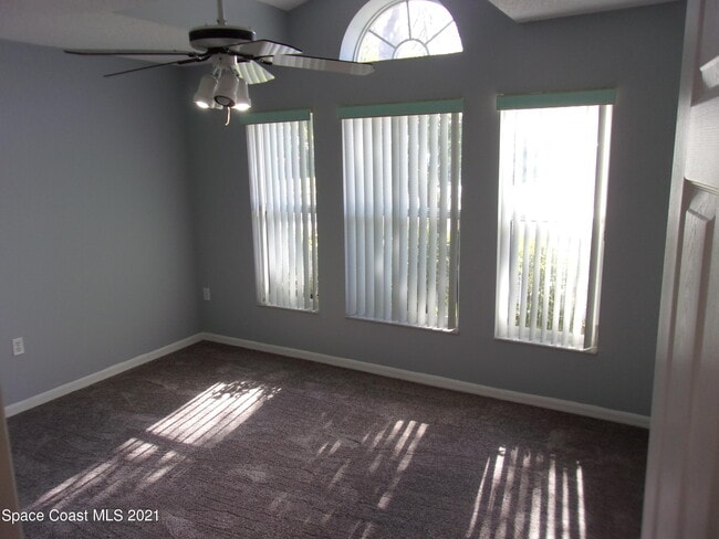 Building Photo - 3908 Upmann Dr