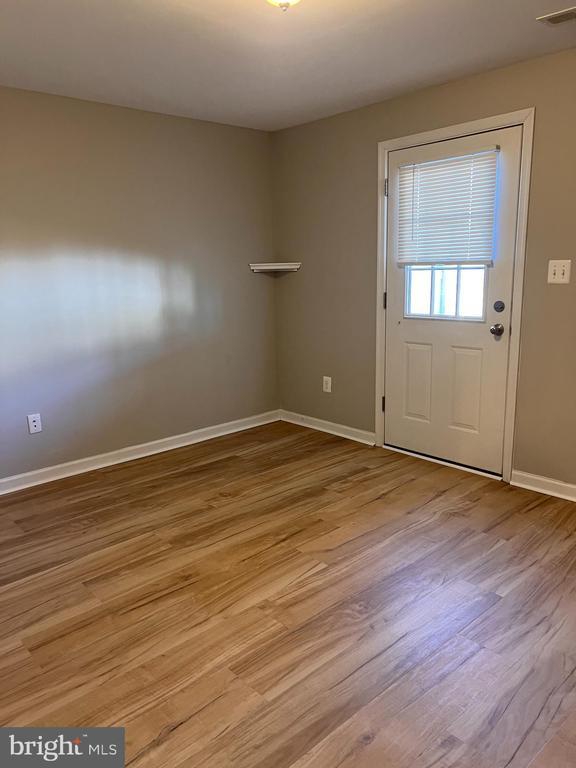 Building Photo - 1143 Mare St