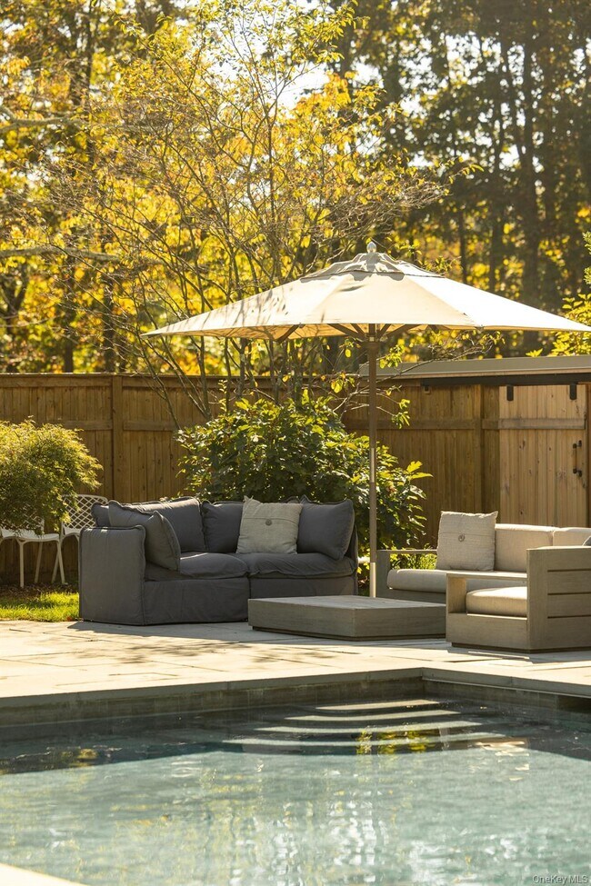 Building Photo - 4-6 Old Primrose Hill Rd