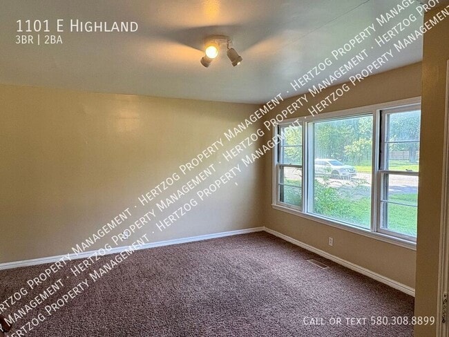 Building Photo - 1101 E Highland-