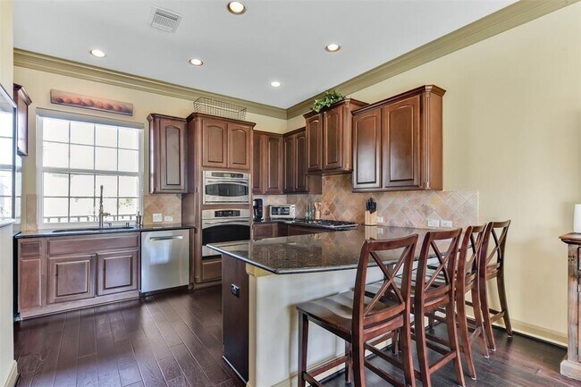 Building Photo - 151 Low Country Ln