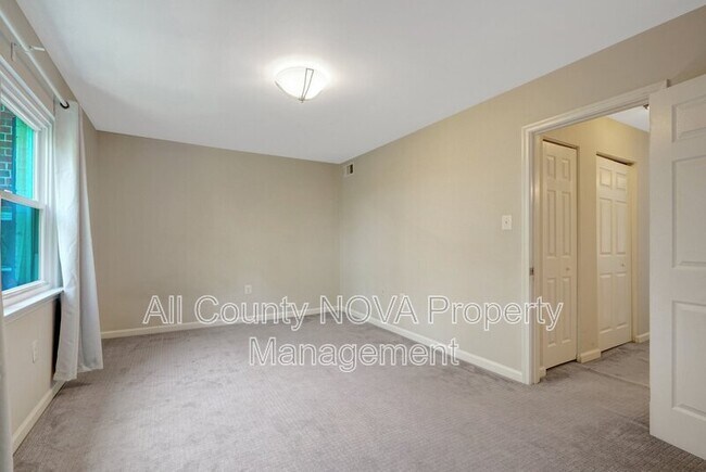 Building Photo - 438 N Armistead St