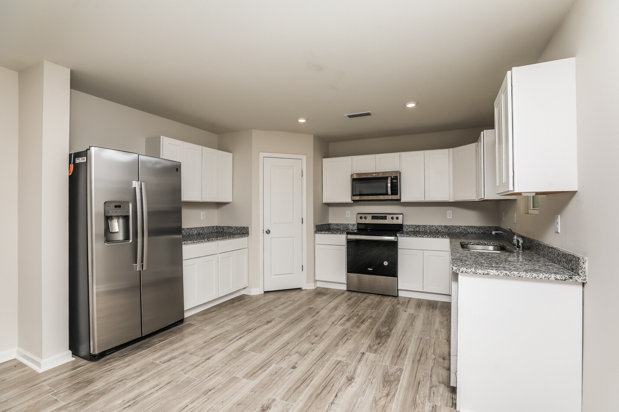 Building Photo - 6226 Travelers Rest Ct