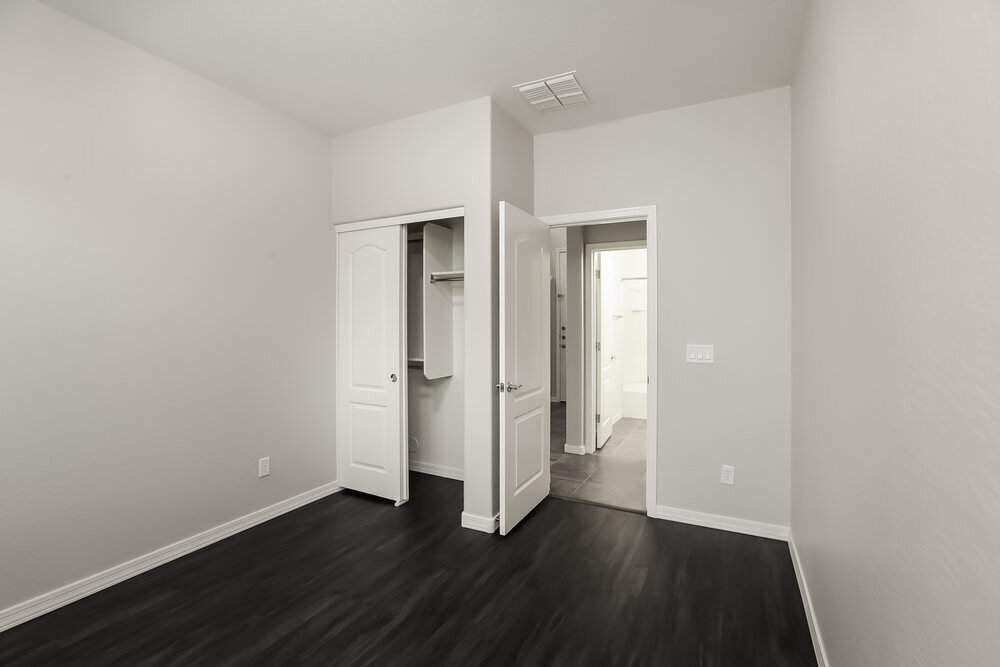 Building Photo - 10433 W Hammond Ln