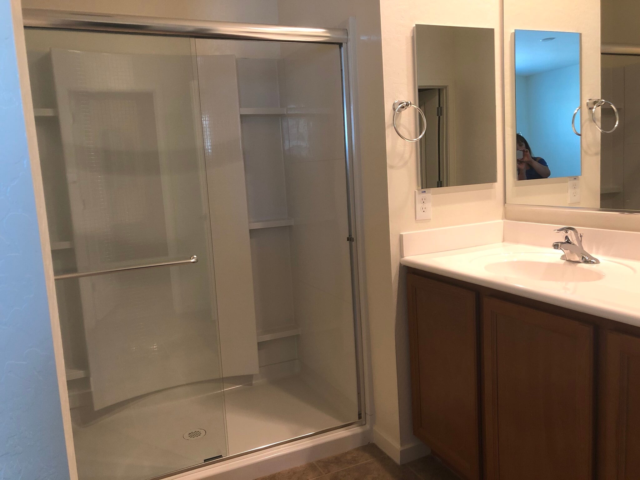 Master bathroom - walk-in shower. - 2185 S 237th Dr