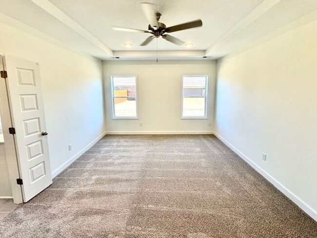 Building Photo - Move In Special! Now Leasing 5BR/3 Bath Home - Somerville.
