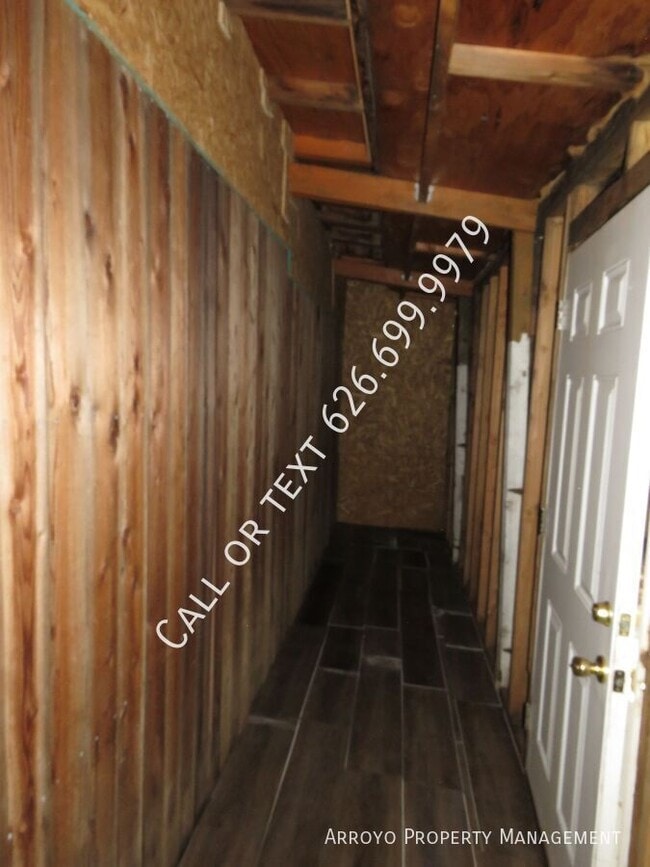 Building Photo - 8424 Grenoble St