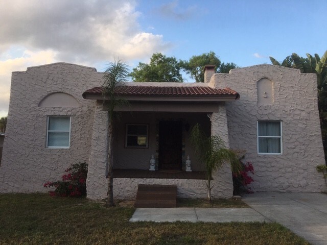 Building Photo - 126 Highland St